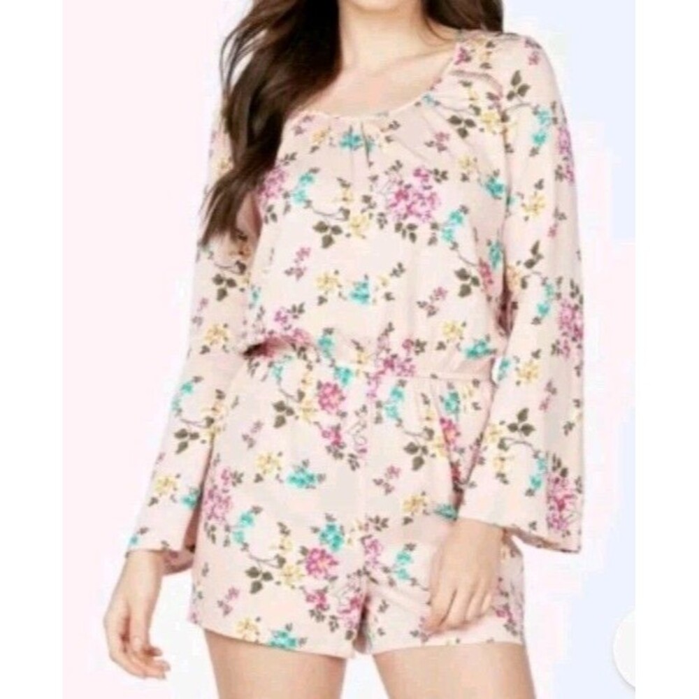 JustFab Bell Sleeve Romper Blush Size Small Long Sleeves